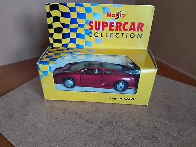 Maisto Sportscar Collection Jaguar XJ 220  1:40 Scale Diecast Model. Maisto • £2.99