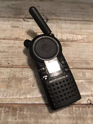 OEM Motorola CLS1410 4 Channels UHF 2-Way Radio Black (PARTS/REPAIR ) • $32.99