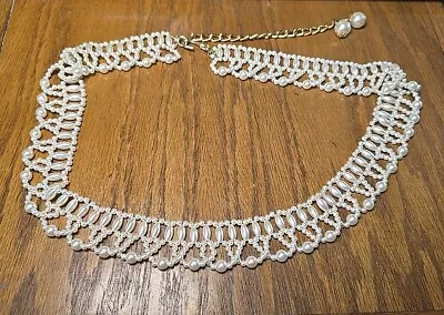 Women's Elegant Scalloped Pearl Belt White 30-36 Inches • $12.50