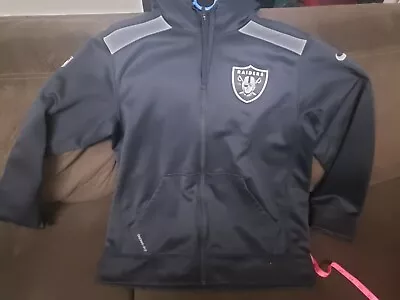 NFL LA/OAKLAND/LASVEGAS Raiders NIKE THERMA FIT SIZE M • $49.99