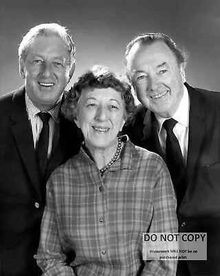 Ray Bolger Margaret Hamilton And Jack Haley  Wizard Of Oz  - 8x10 Photo (mw078) • $8.87