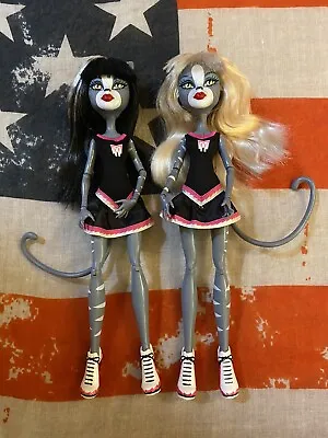 Monster High Fearleading Purrsephone & Meowlody  • $36