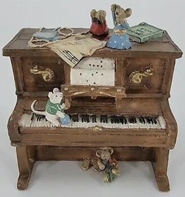 Enesco  Penny Whistle Lane  Piano Rag Piano &  Mouse Musical Figurine 657859 NEW • $27