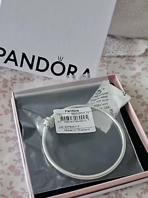 New Limited Edition Pandora Moments Sparkling Shooting Star Clasp Bangle Size 19 • £39.99