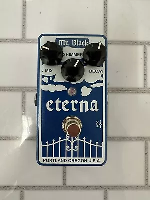 Blue Eterna Mr. Black Shimmer Pedal 9vdc • $129.99