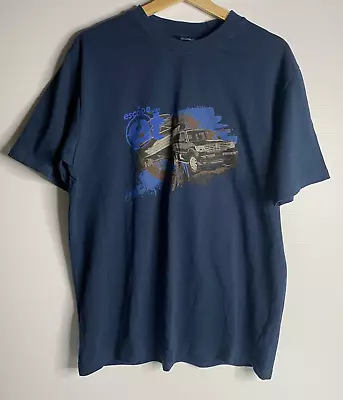 Escape With ET TV Series Men L Dark Blue Boxy Cotton T-Shirt 4WD Fishing NWT • $20