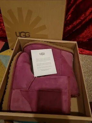 £70 • Buy Burgundy Ugg Boots Size 6.5