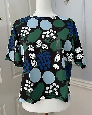 NWT Uniqlo X Marimekko Women's Short Sleeve T-shirt Black • $32.99