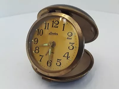 Vintage Round Linden Clam Shell Clasp Wind Up Black Travel Alarm Clock • $12