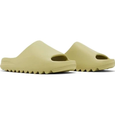 $265 • Buy Adidas Yeezy Slide Resin Size 13