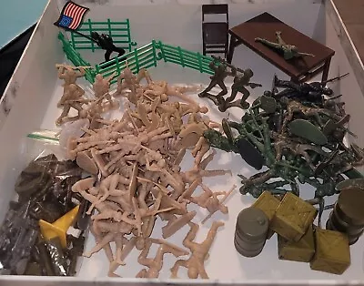 Lot 79 Toy Soldiers Play Set Accessories Greenbrier Miniature Plastic Figures  • $24.90