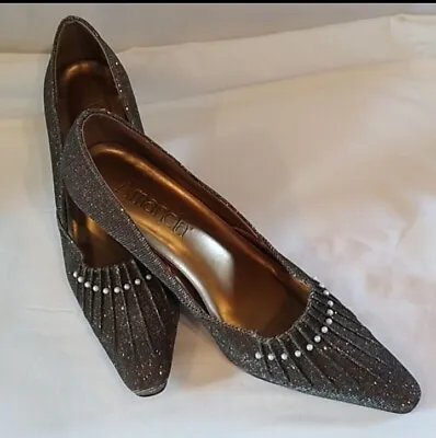$34.99 • Buy Amanda  Pearl Jam  Pumps Shoes Size 10M Pearl Studded Gold Silver Black Sparkle 