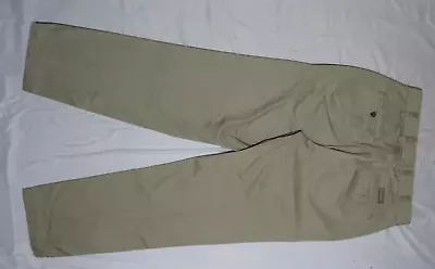 Cabelas Mens Pant 32 Reg Dt Khaki Flat Front Relaxed Chino Vtg Polyester Cotton • $11.47