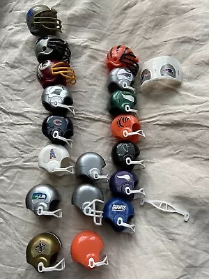 Lot Of 18 Vintage NFL Mini Gumball Vending Machine Football Helmets Plastic Toy • $19.99