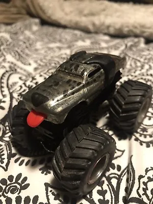 Hot Wheels Monster Truck Monster Mutt 1:64 Scale • $9