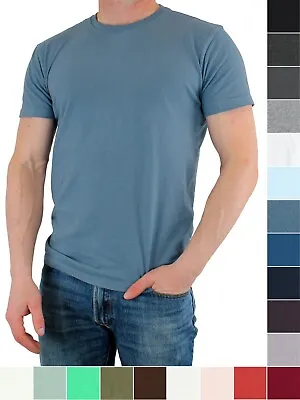 True Classic Men's T-Shirt Short Sleeve Athletic Cut Crew Neck Basic Tee Shirt • $14.99