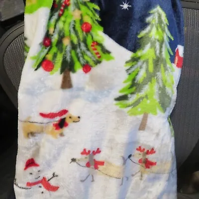 Envogue OVERSIZED Dachshund Christmas Holiday Winter Trees Reindeer Blanket NWT • $34.99