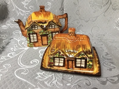 £4.99 • Buy Vintage Ye Old Cottage Teapot & Butter Dish