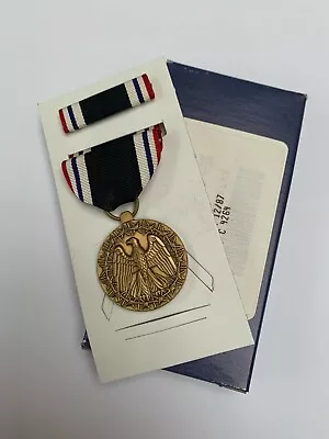 GENUINE Full Size American United States U.S. PRISONER OF WAR Medal In Issue Box • £8.95