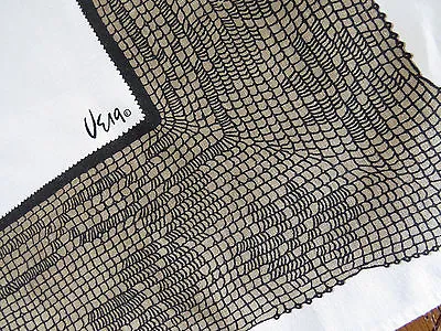 VERA NEUMANN Tablecloth And 4 Matching Napkins Brown Black Off White 1980s • $68