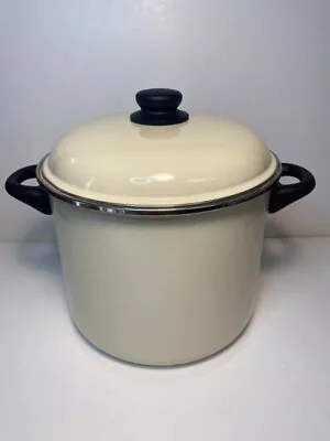 Vintage  Megaware  9 Quart   Pot  Cookware  Made In Spain  Ivory White With Lid • $34.95