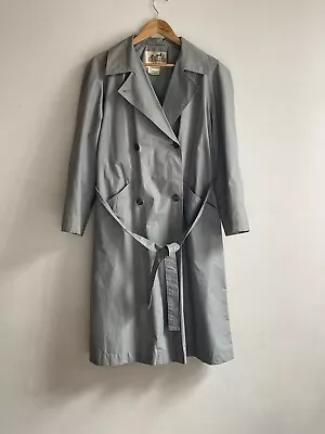 $590 • Buy Vintage Hermès Coat