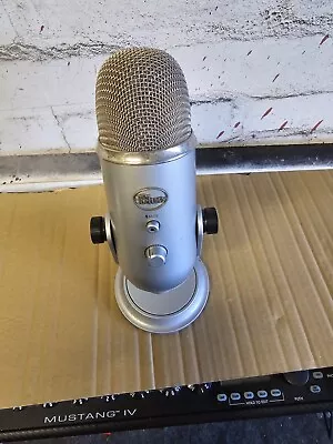 Blue Microphone Yeti USB Desktop Microphone • £15