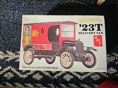 AMT Budweiser 23 T Delivery Van   Model Kit  VGC 1:25 Scale (324HM) 2401 • $5