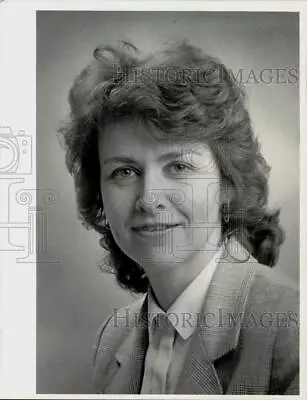 1984 Press Photo Maureen O'Sullivan Candidate For State Representative. • $19.99