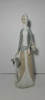 Lladro Tengra ~Lady And Dog~ Porcelain Figurine ~ 15  Tall~EXCELLENT ~Made Spain • $119.97