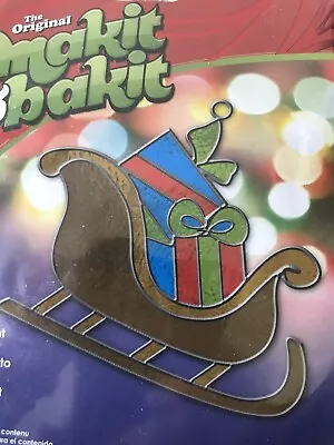 Makit & Bakit Large Christmas Santa's Sleigh Sun Catcher Ornament Kit Nip • $15.99