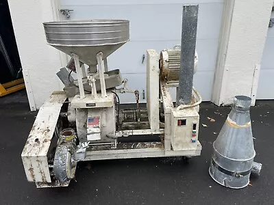 Meadows Mills 16” Mealmaster Stone Burr Mill • $3500