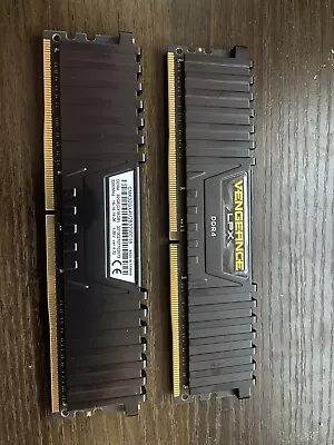 Corsair Vengeance LPX CMK32GX4M2B3200C16 - 32 GB - 2 X 16 GB - DDR4 - 3200 MHz - • £20