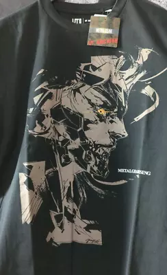 UNIQLO Metal Gear Short Sleeve UT Graphic T-shirt Black Japan Size S (US XS) • $31.99