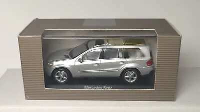 Minichamps Mercedes Benz Dealer GL-class 2006 B66962227 Silver 1/43 • $52.50