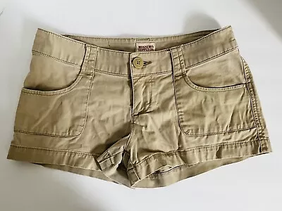 Mossimo Supply Co. Women's Khaki Shorts Size 5 Fit 6 • $8.99