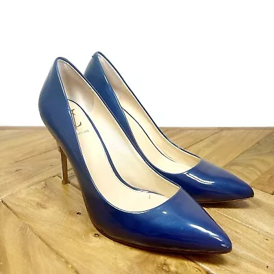 VC Signature Patent Blue Pointed Toe Stilleto Pumps Size 9.5 • $29.99