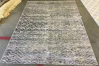 CHARCOAL / GREY 5'-3  X 7'-7  Flaw In Rug Reduced Price 1172662176 ATL975F-5 • $57