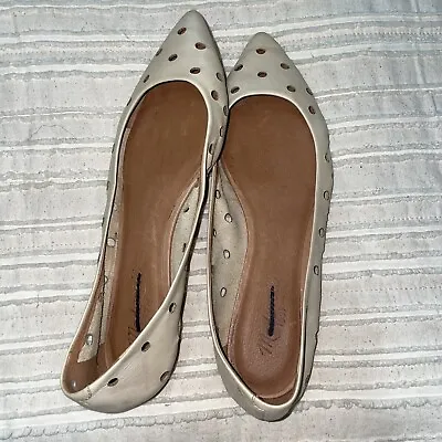 Madewell Hole Punch Sidewalk Skimmer Flats Tan Size 8 Pointed Toe • $8