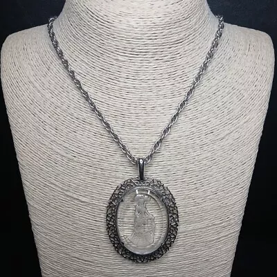 Vintage AVON Chain Necklace/ Pendent Cameo Glass Intaglio Lady. 10930 • $20.99