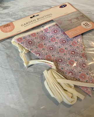 £0.99 • Buy NEW 12 Flags Pack Of Pink Floral Garden Bunting