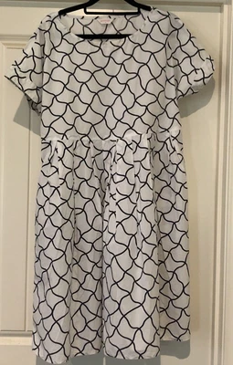 $35 • Buy Gorman Dress Size M (10/12)