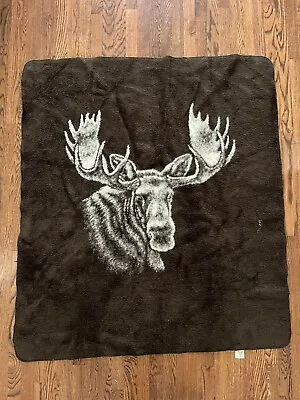 Earth Ragz Moose Throw Blanket GUC  48”x55” • $29.99