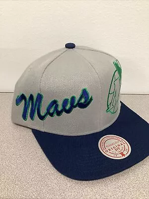Dallas Mavericks Mitchell & Ness Knockout Panel Gray Blue Snapback Hat • $19.99