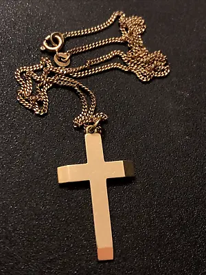 Uk Hallmarked 18 Carat Gold Cross & Matching 18 Carat Gold 17 3/4  Chain ~ 10.6g • £649.95