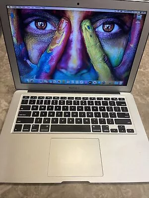 Apple 2017 MacBook Air 13  1.8 I5 8GB RAM 128 GB SSD / Office • $199