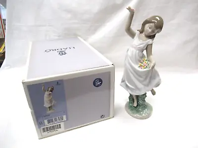 $72.99 • Buy Lladro 6580 Garden Dance Figurine & Original Box Nice Buy It Now! Excellent!