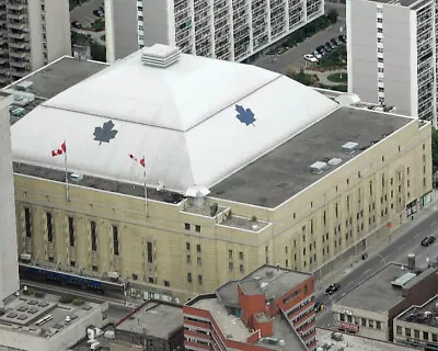 Toronto  Maple Leaf Gardens (Exterior) 8x10 Color Photo  • $6.99