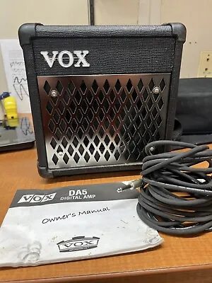 VOX DA5 Battery Powered Compact Guitar Amp Built-in Effects Black Tested Working • $89.99