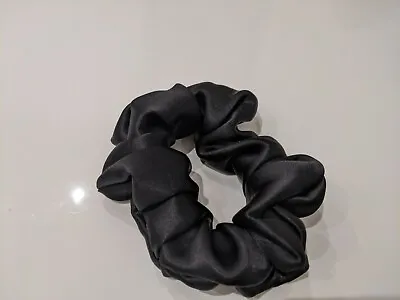 Pure Mulberry Silk 19 Momme Hair Scrunchie Handmade Hair Ties  Black • £7.99